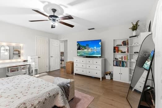 Active With Contract: $348,000 (3 beds, 2 baths, 2029 Square Feet)
