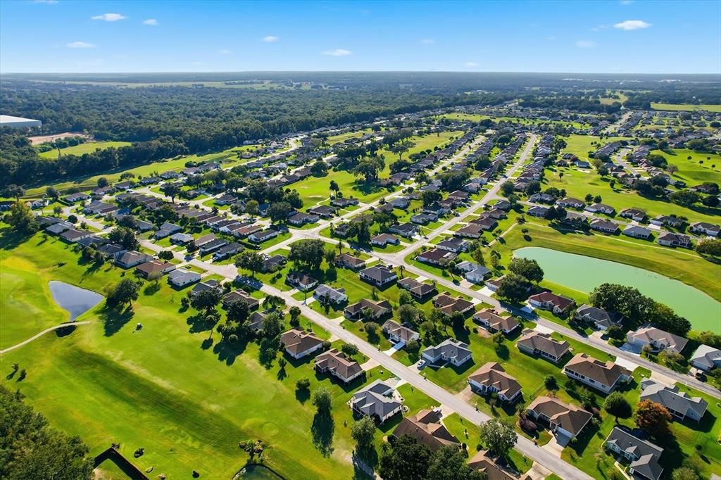 На продажу: $240,000 (2 спален, 2 ванн, 1232 Квадратных фут)