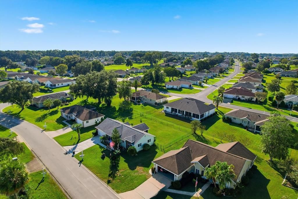 На продажу: $240,000 (2 спален, 2 ванн, 1232 Квадратных фут)