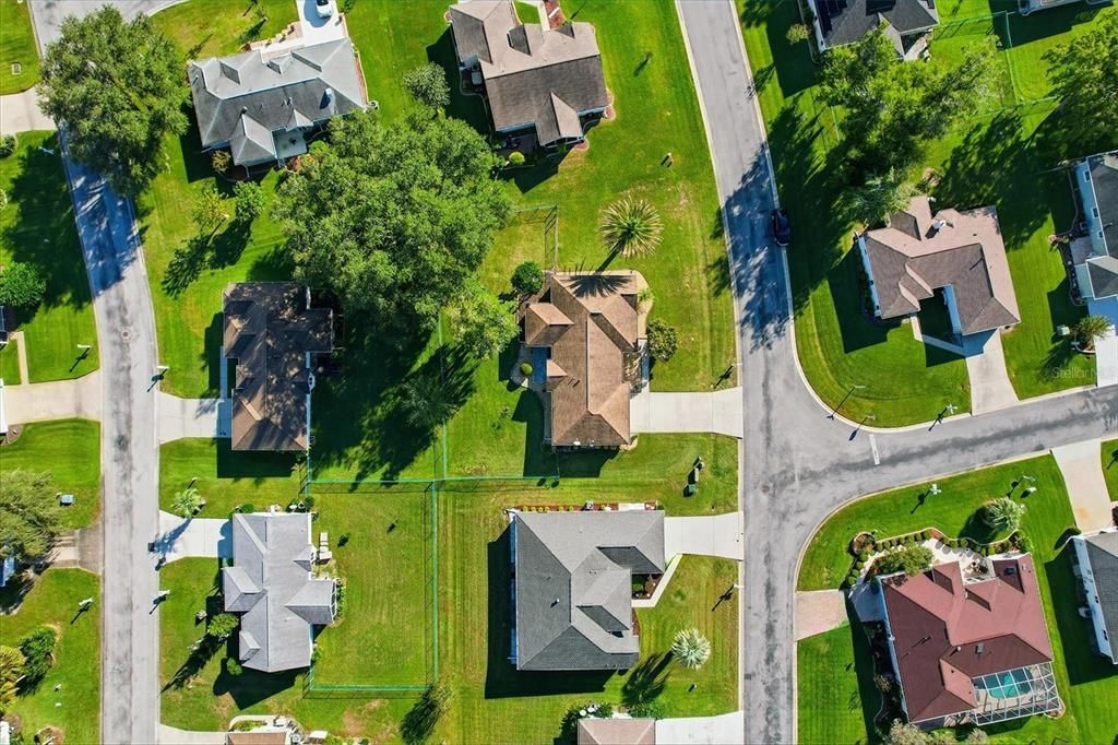 На продажу: $240,000 (2 спален, 2 ванн, 1232 Квадратных фут)