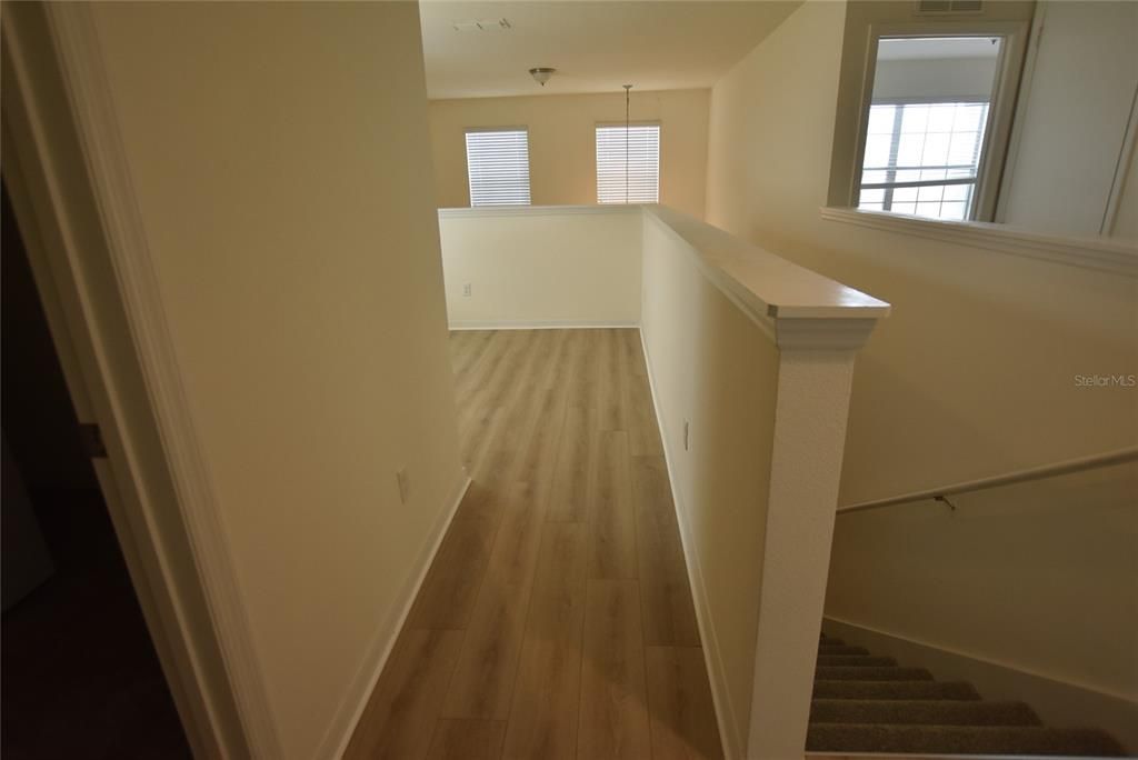 For Rent: $2,350 (4 beds, 2 baths, 1948 Square Feet)