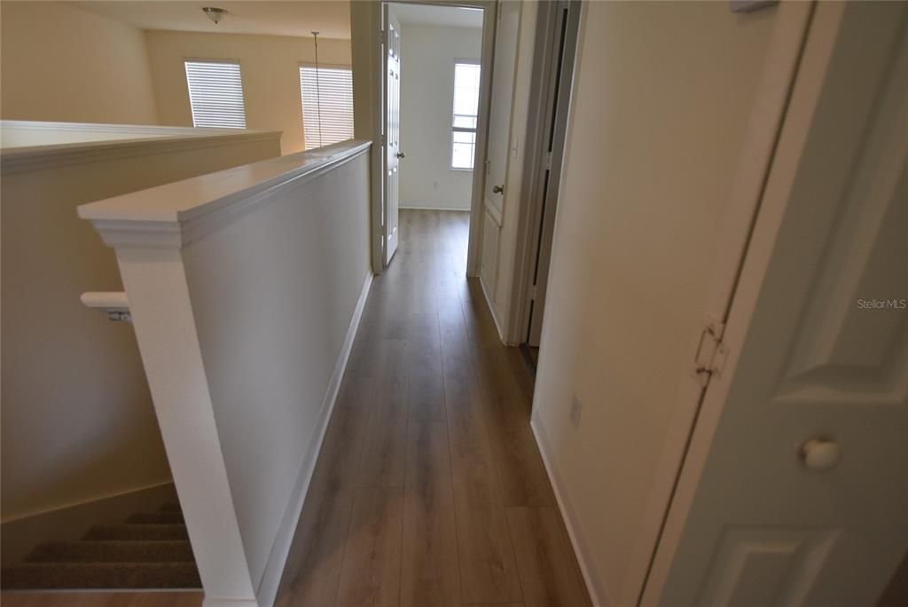 For Rent: $2,350 (4 beds, 2 baths, 1948 Square Feet)