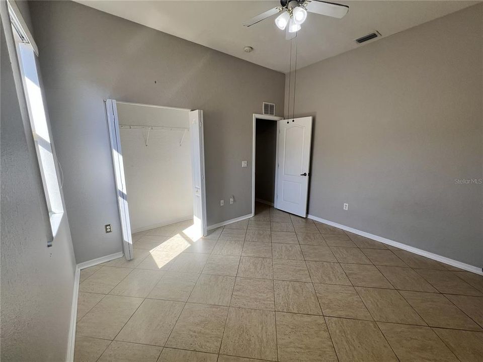 For Sale: $329,900 (3 beds, 2 baths, 2122 Square Feet)
