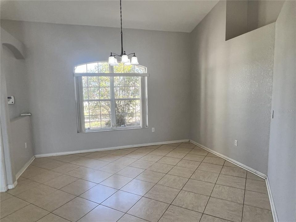 For Sale: $329,900 (3 beds, 2 baths, 2122 Square Feet)