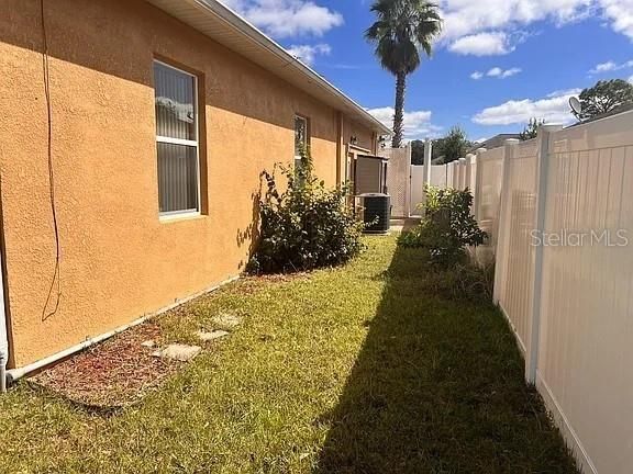 For Sale: $329,900 (3 beds, 2 baths, 2122 Square Feet)