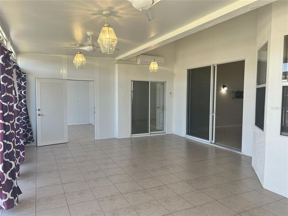 For Sale: $329,900 (3 beds, 2 baths, 2122 Square Feet)