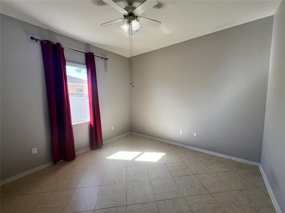 For Sale: $329,900 (3 beds, 2 baths, 2122 Square Feet)