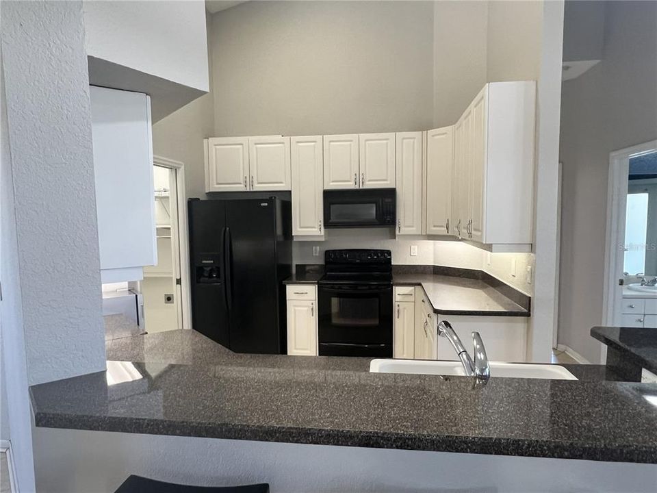 For Sale: $329,900 (3 beds, 2 baths, 2122 Square Feet)