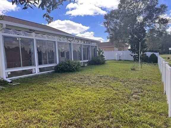 For Sale: $329,900 (3 beds, 2 baths, 2122 Square Feet)