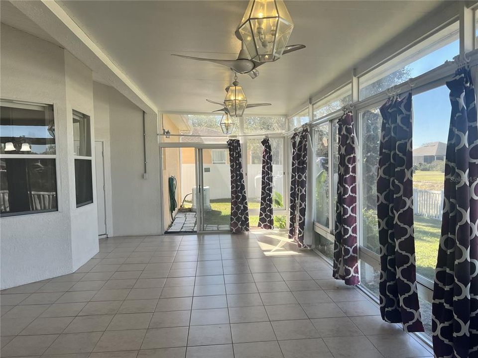 For Sale: $329,900 (3 beds, 2 baths, 2122 Square Feet)