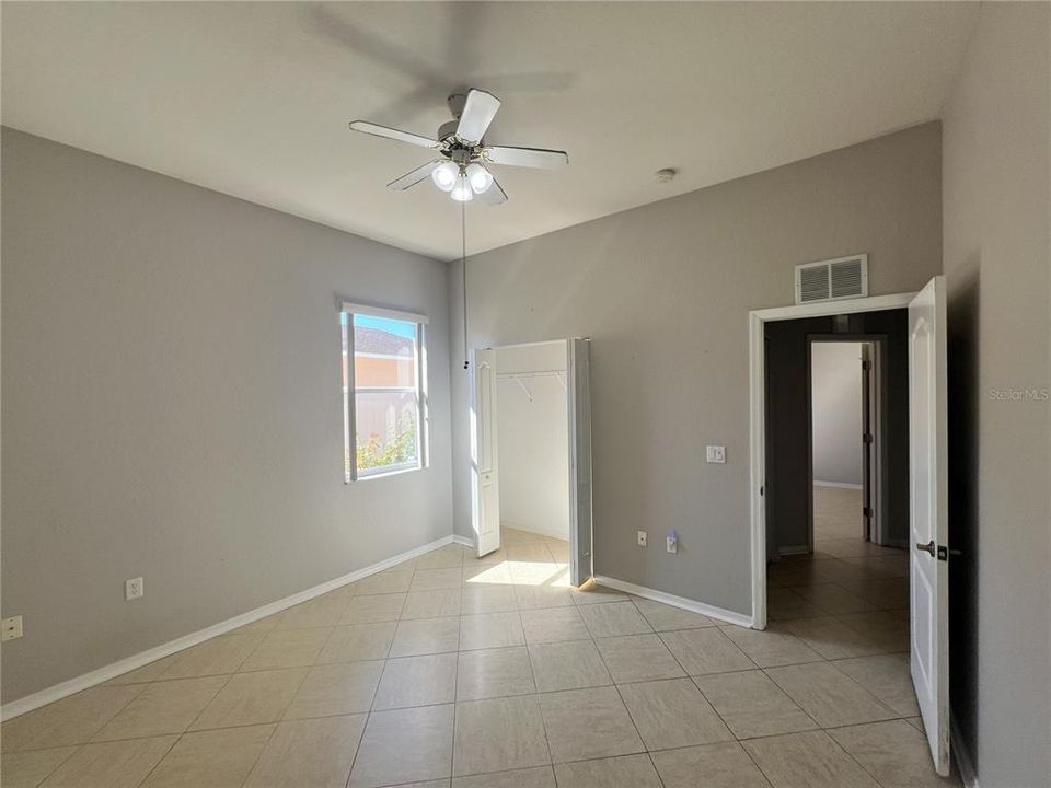 For Sale: $329,900 (3 beds, 2 baths, 2122 Square Feet)