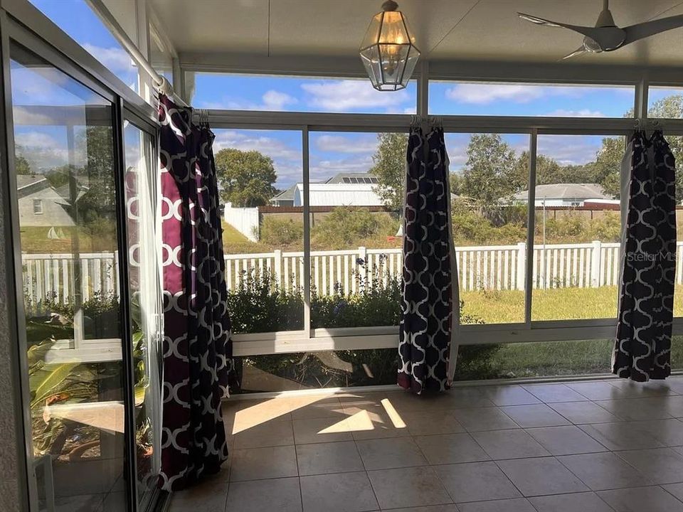 For Sale: $329,900 (3 beds, 2 baths, 2122 Square Feet)