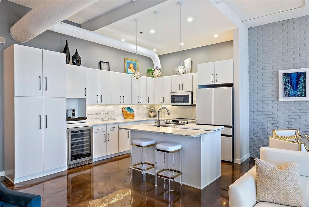 For Sale: $1,199,000 (2 beds, 2 baths, 1608 Square Feet)