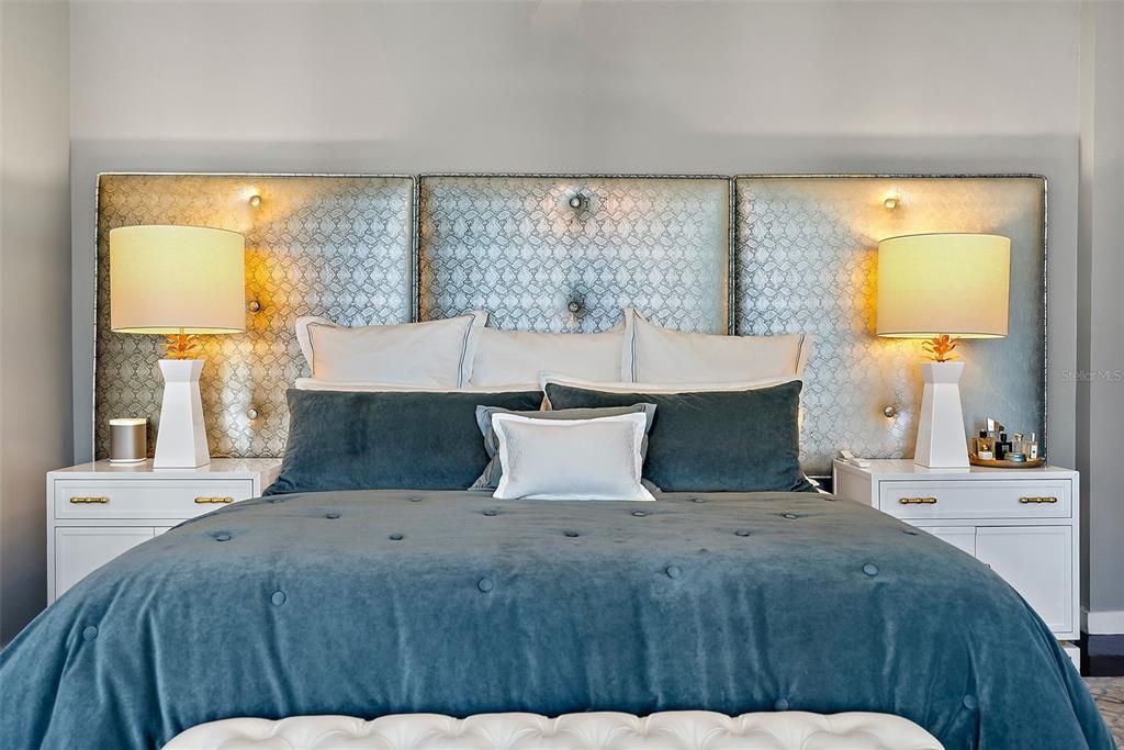 For Sale: $1,199,000 (2 beds, 2 baths, 1608 Square Feet)