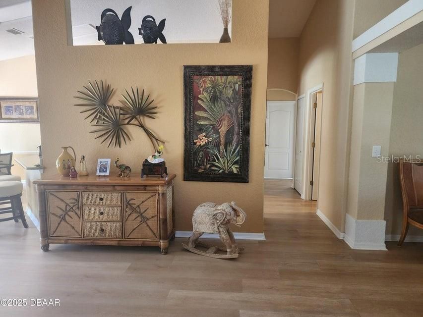 En Venta: $525,000 (3 camas, 2 baños, 2059 Pies cuadrados)