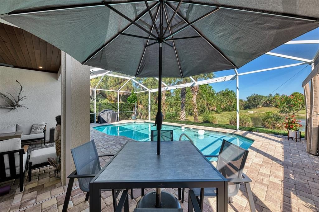 Active With Contract: $674,900 (3 beds, 2 baths, 1907 Square Feet)