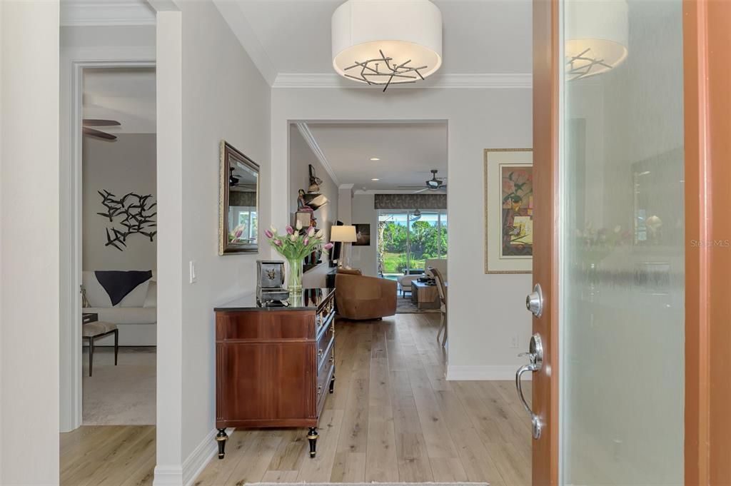 Active With Contract: $674,900 (3 beds, 2 baths, 1907 Square Feet)