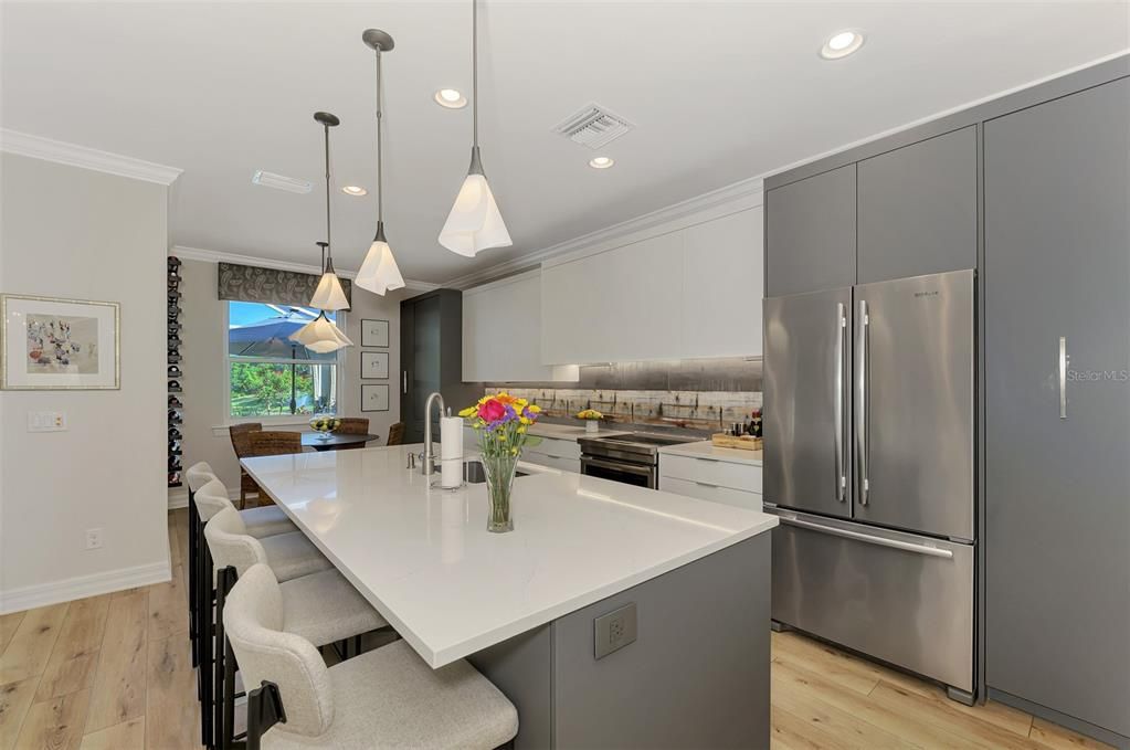 Active With Contract: $674,900 (3 beds, 2 baths, 1907 Square Feet)