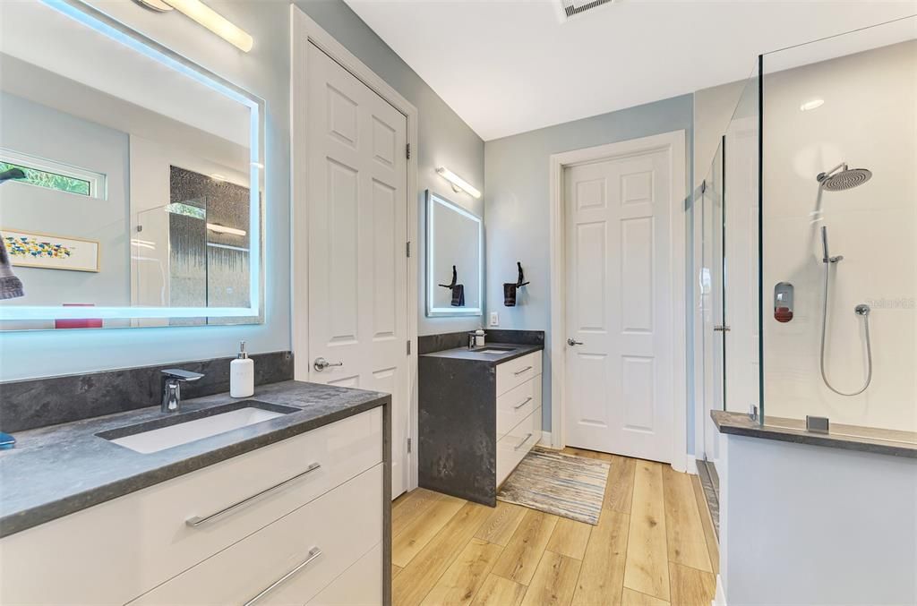 Active With Contract: $674,900 (3 beds, 2 baths, 1907 Square Feet)