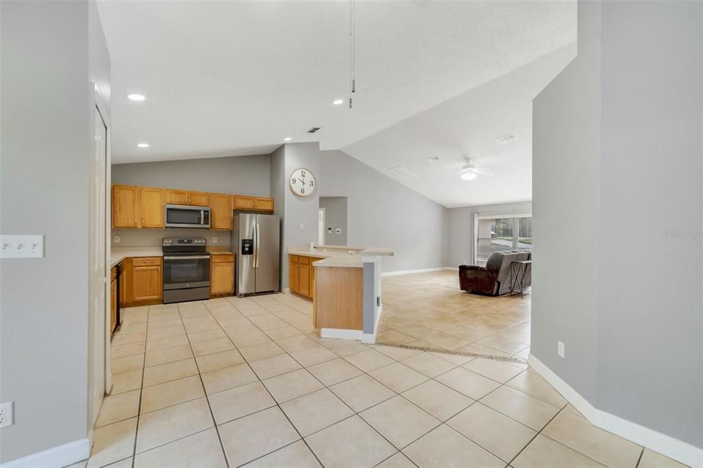 На продажу: $400,000 (3 спален, 2 ванн, 1870 Квадратных фут)