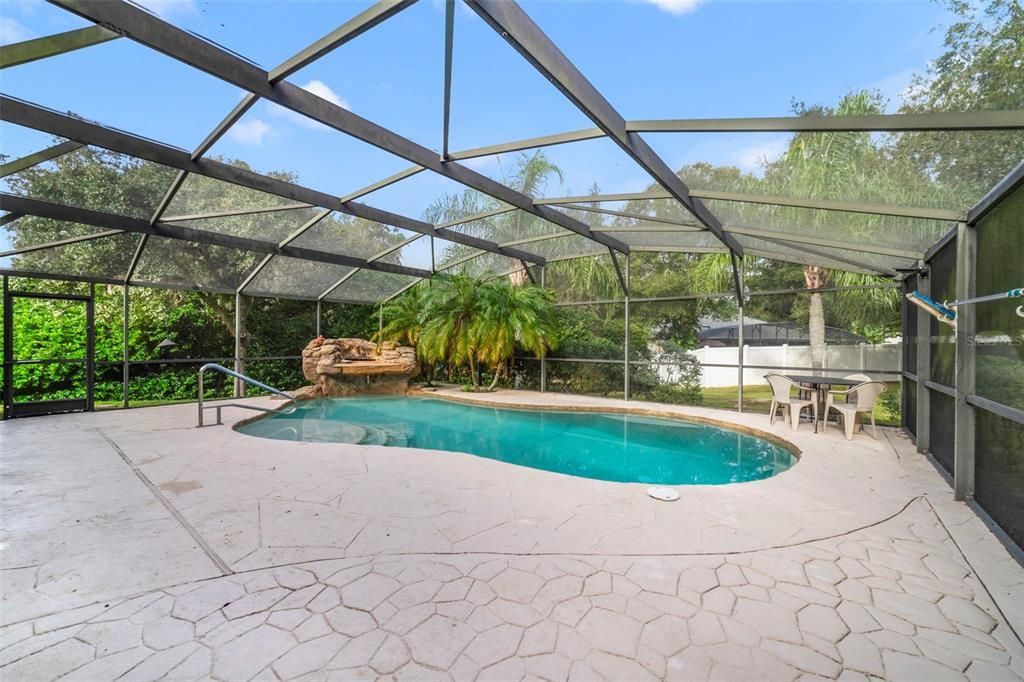 На продажу: $400,000 (3 спален, 2 ванн, 1870 Квадратных фут)