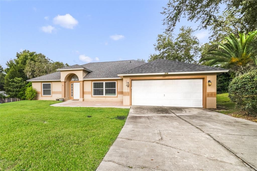 На продажу: $400,000 (3 спален, 2 ванн, 1870 Квадратных фут)