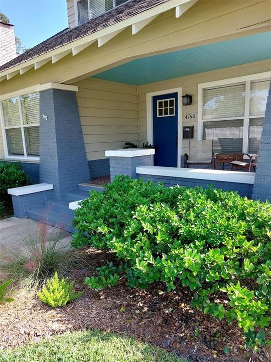 For Rent: $5,200 (4 beds, 3 baths, 2434 Square Feet)