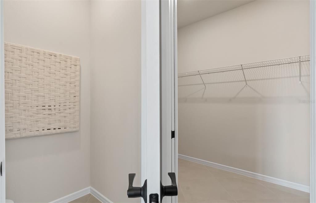 For Sale: $381,690 (3 beds, 2 baths, 1579 Square Feet)