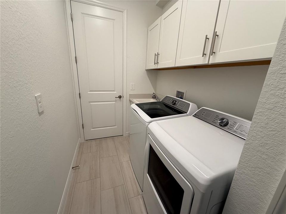 В аренду: $5,200 (4 спален, 2 ванн, 2247 Квадратных фут)