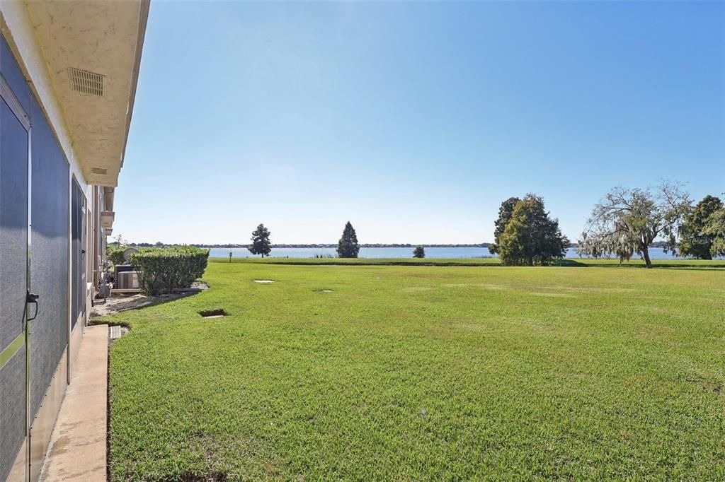 待售: $245,000 (2 贝兹, 2 浴室, 1012 平方英尺)