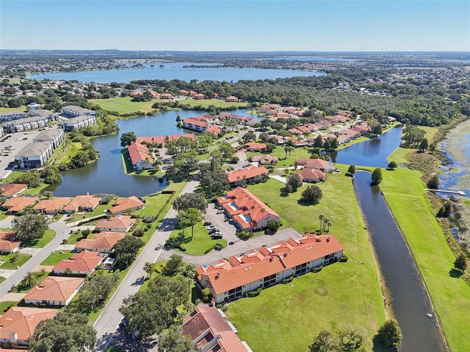 待售: $245,000 (2 贝兹, 2 浴室, 1012 平方英尺)