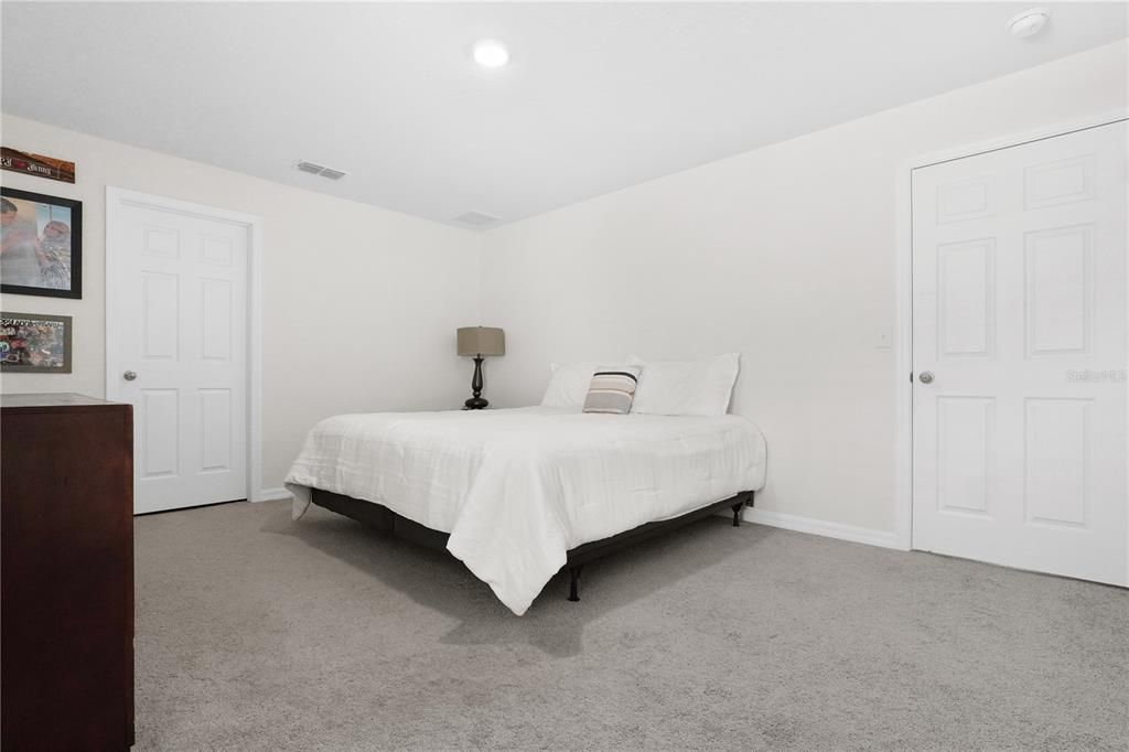 For Sale: $324,000 (4 beds, 2 baths, 1791 Square Feet)