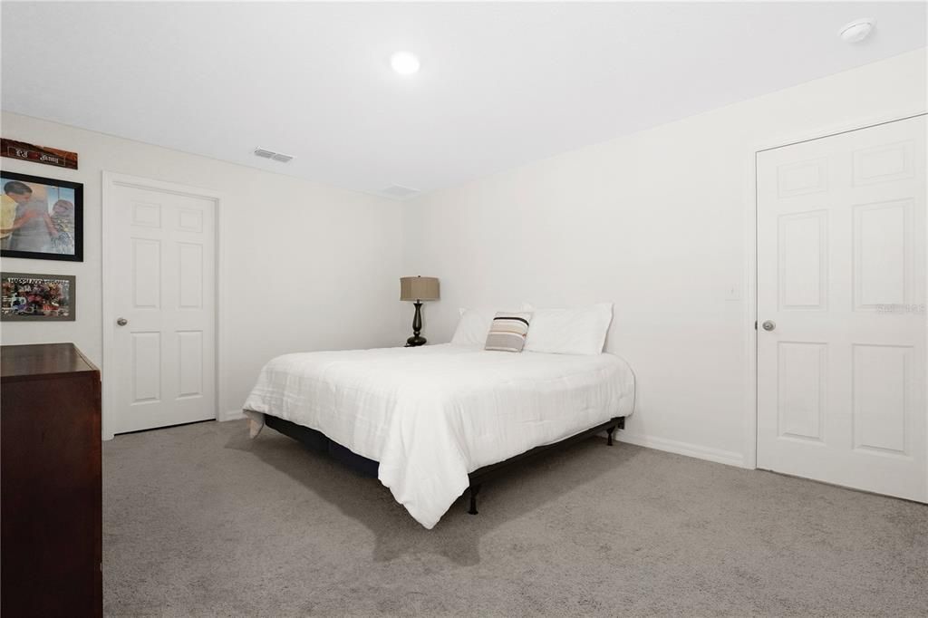 For Sale: $324,000 (4 beds, 2 baths, 1791 Square Feet)