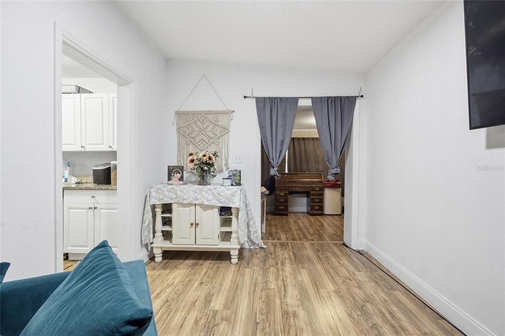 待售: $289,999 (3 贝兹, 2 浴室, 1642 平方英尺)