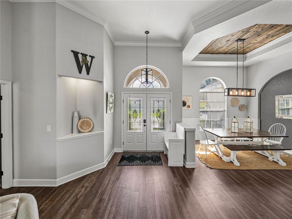 Active With Contract: $540,000 (4 beds, 3 baths, 2566 Square Feet)