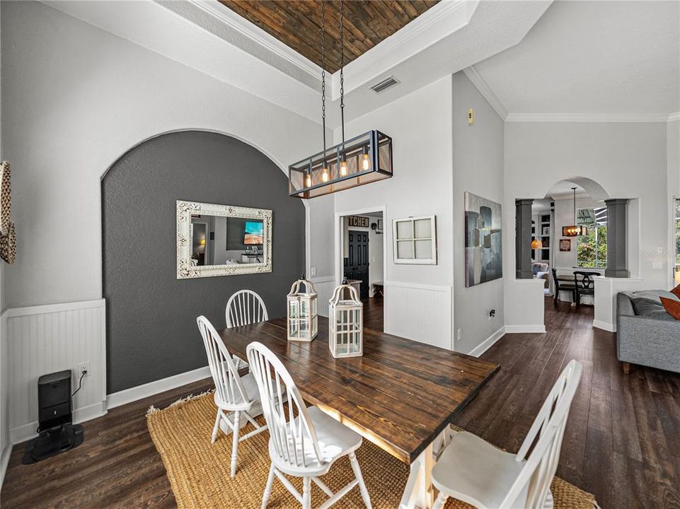 Active With Contract: $540,000 (4 beds, 3 baths, 2566 Square Feet)