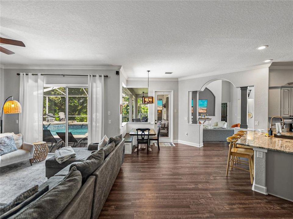 Active With Contract: $540,000 (4 beds, 3 baths, 2566 Square Feet)