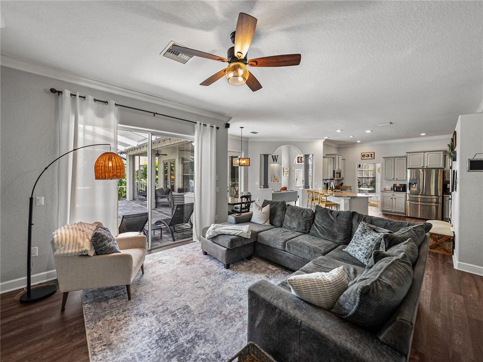 Active With Contract: $540,000 (4 beds, 3 baths, 2566 Square Feet)