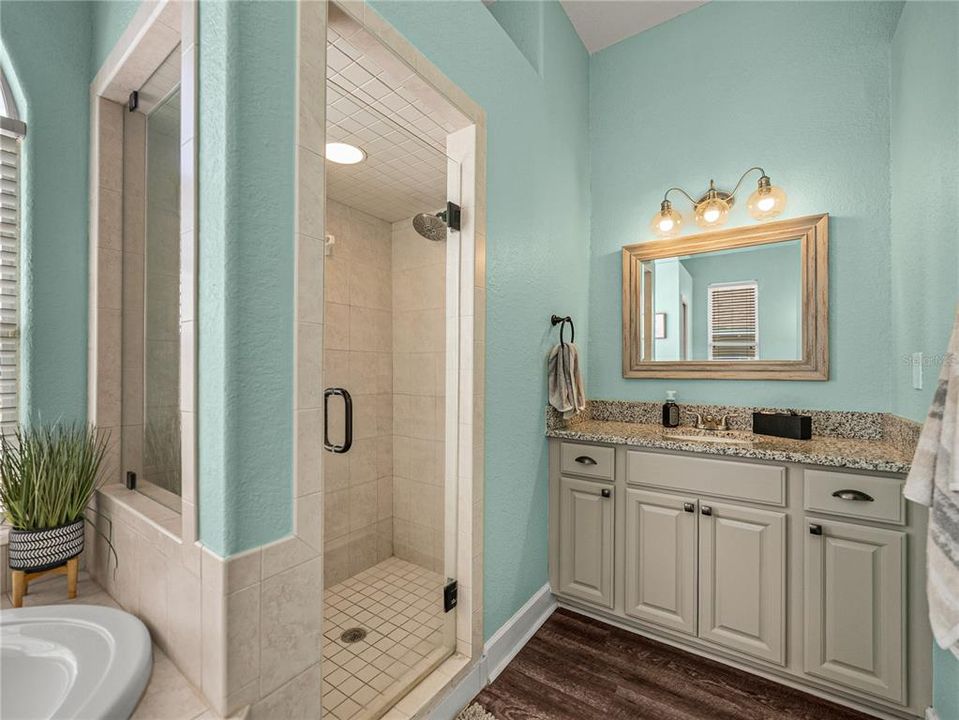 Active With Contract: $540,000 (4 beds, 3 baths, 2566 Square Feet)