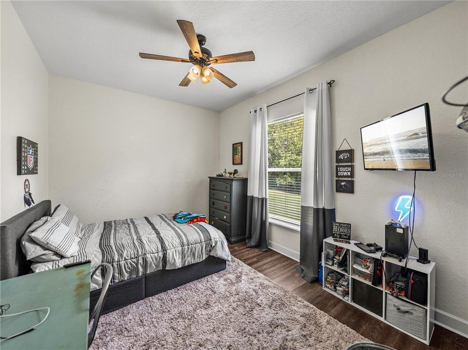 Active With Contract: $540,000 (4 beds, 3 baths, 2566 Square Feet)