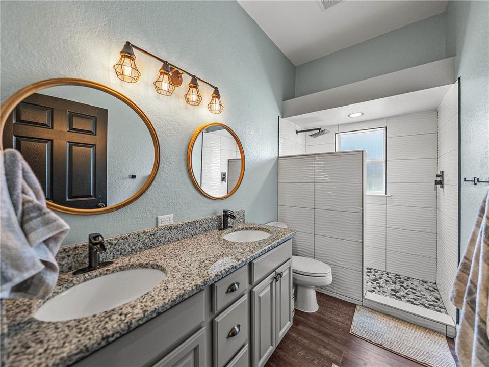 Active With Contract: $540,000 (4 beds, 3 baths, 2566 Square Feet)