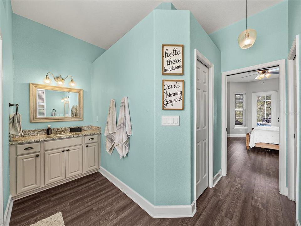 Active With Contract: $540,000 (4 beds, 3 baths, 2566 Square Feet)