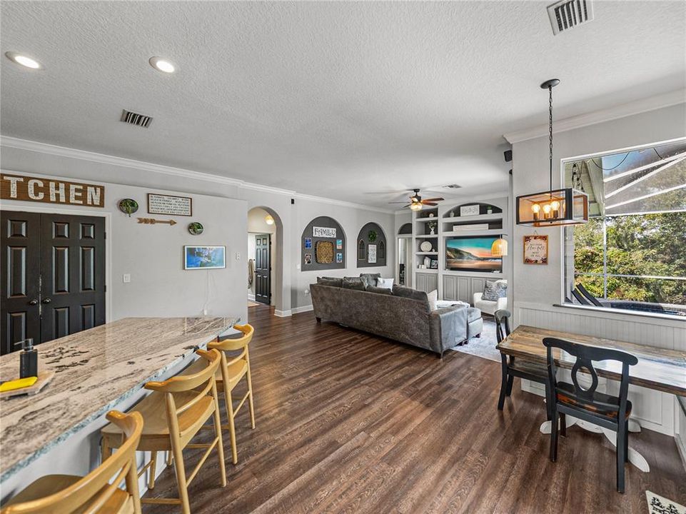 Active With Contract: $540,000 (4 beds, 3 baths, 2566 Square Feet)