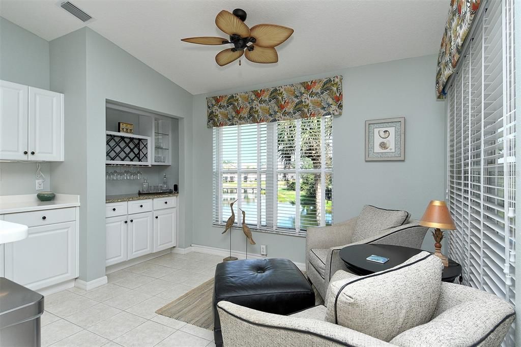 En Venta: $254,000 (2 camas, 2 baños, 1324 Pies cuadrados)