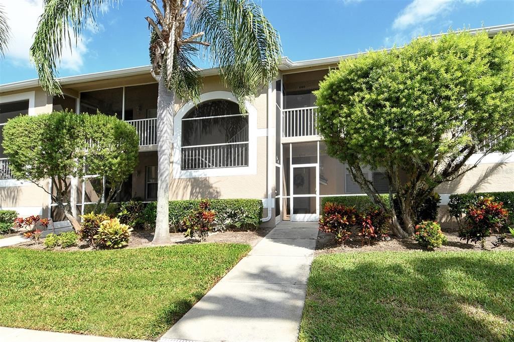 En Venta: $254,000 (2 camas, 2 baños, 1324 Pies cuadrados)