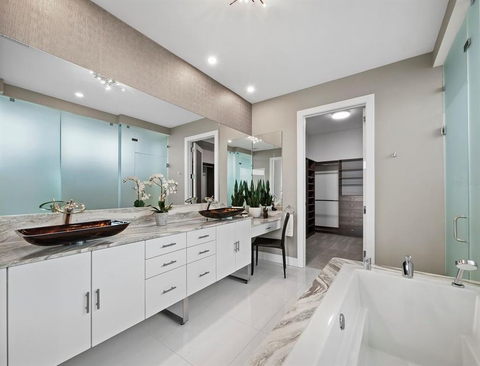 For Sale: $2,890,000 (2 beds, 3 baths, 2243 Square Feet)