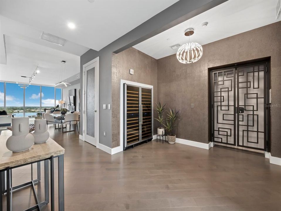 For Sale: $2,890,000 (2 beds, 3 baths, 2243 Square Feet)