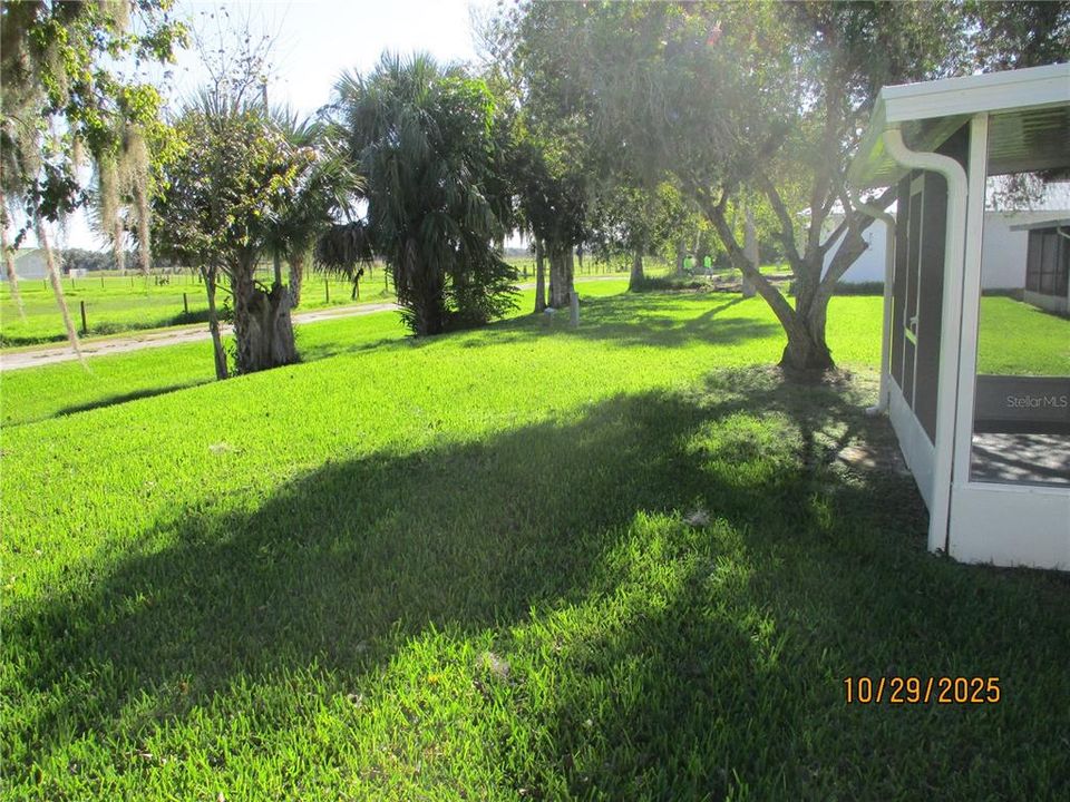 For Sale: $229,000 (2 beds, 1 baths, 800 Square Feet)