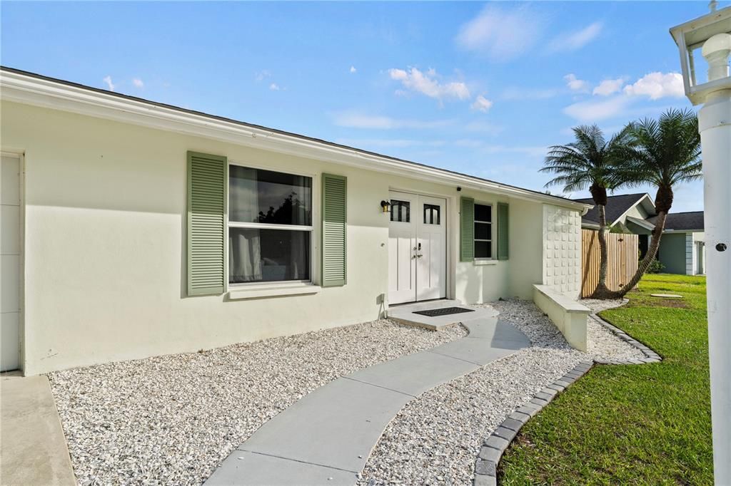 For Sale: $349,000 (3 beds, 2 baths, 1400 Square Feet)