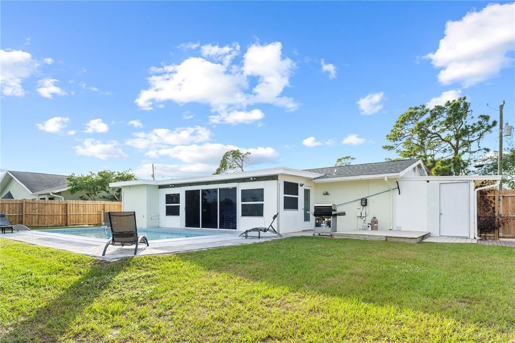 For Sale: $349,000 (3 beds, 2 baths, 1400 Square Feet)